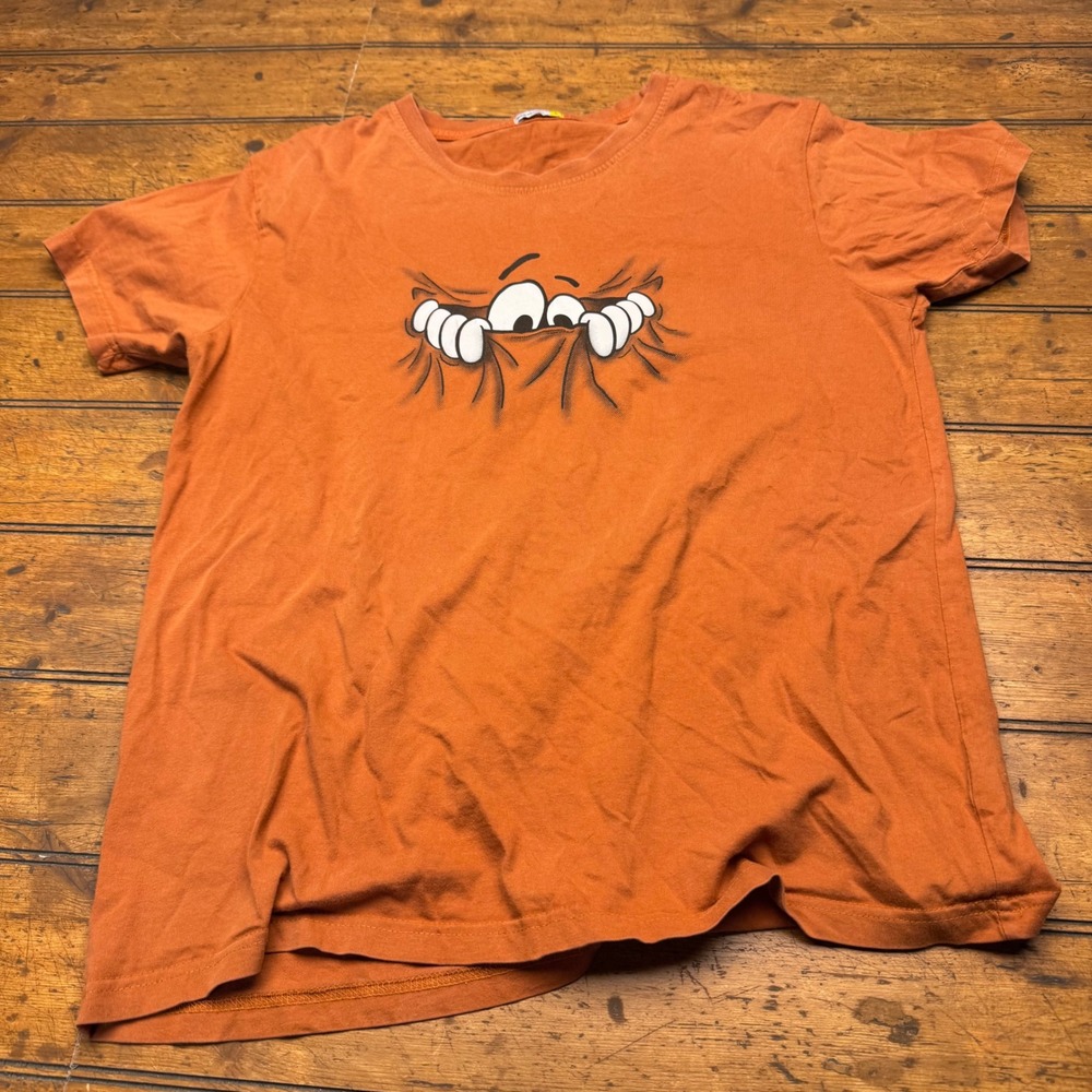 Bewakoof Burnt Orange Peeking Eyes Graphic T-Shirt Mens Large Short Sleeve Tee‎